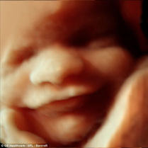 foetus lachen glimlachen baby echo