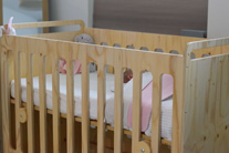 ledikant vurenhout babykamer