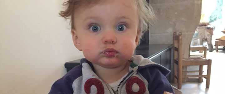 baby 17 weken oud Ontaarde moeder nu al wakker