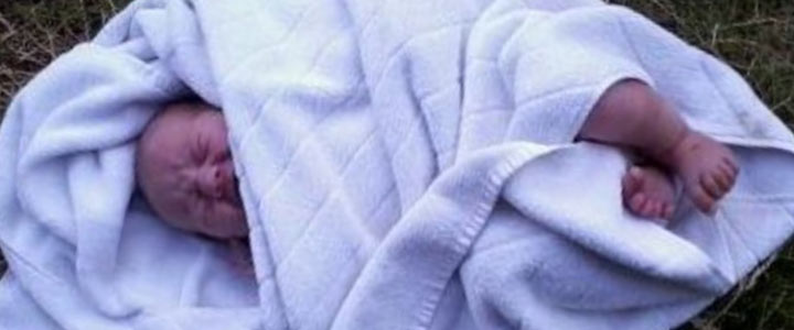 Baby te vondeling gelegd | ikbenZwanger