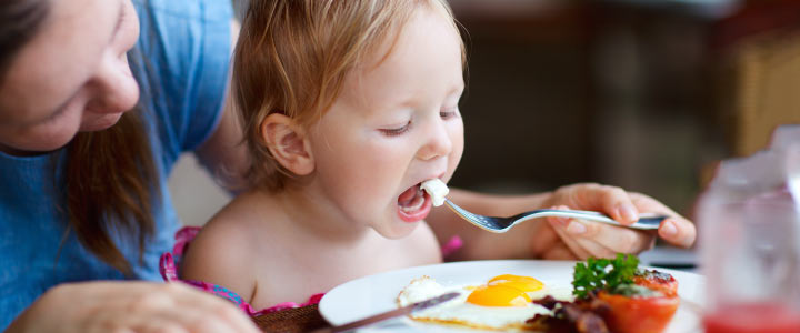 De ik-ben-twee-en-zeg-nee aan tafel De ik-ben-twee-en-zeg-nee aan tafel | KindjeKlein