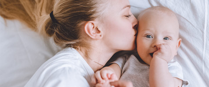4 tips voor een duurzame baby Moedermelk darmflora en biologische flesvoeding
