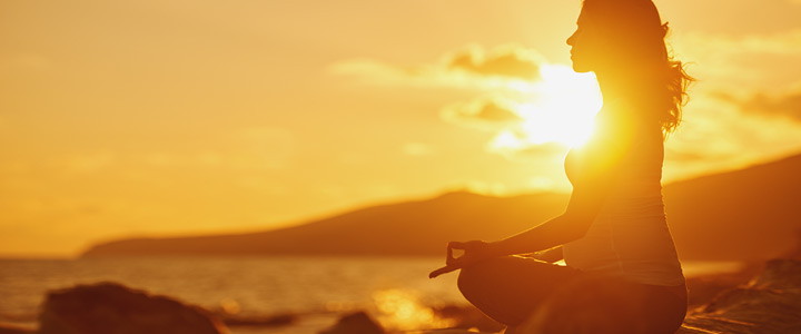 Naar de relaxte zwangerschapsyoga met ontspanningsoefeningen