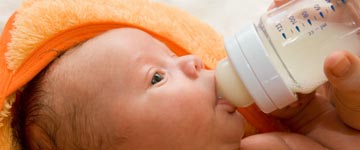 Van het drukke schema borstvoeding, bijvoeding en kolven naar fles