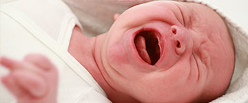 De onbesproken donderwolk - huilende baby De onbesproken donderwolk - huilende baby